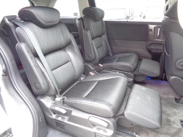 オデッセイ アブソルート・ＥＸ　ＣＭＢＳブレーキサポート　メモリーナビ　ＣＤ　ＤＶＤ　ＨＤＭＩ　フルセグ　ブルートゥース　マルチビューカメラ　ビルトインＥＴＣ　ドラレコ　両側パワスラ　フリップダウンモニター　ハーフレザーシート（18枚目）