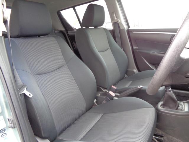 スイフト ＸＧ　５速マニュアル車　純正ＣＤデッキ　プライバシーガラス　ドアバイザー　オートエアコン　プッシュスタート　スマートキー　イモビ／セキュリティ　電格ドアミラー　ヘッドライトレベライザー（15枚目）