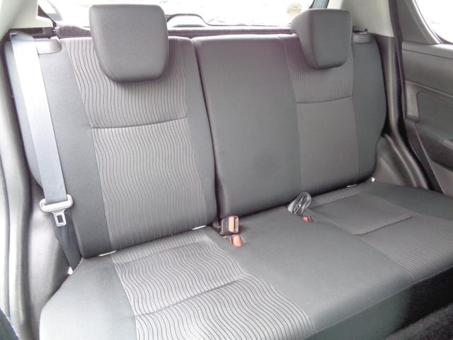 スイフト ＸＧ　５速マニュアル車　純正ＣＤデッキ　プライバシーガラス　ドアバイザー　オートエアコン　プッシュスタート　スマートキー　イモビ／セキュリティ　電格ドアミラー　ヘッドライトレベライザー（16枚目）