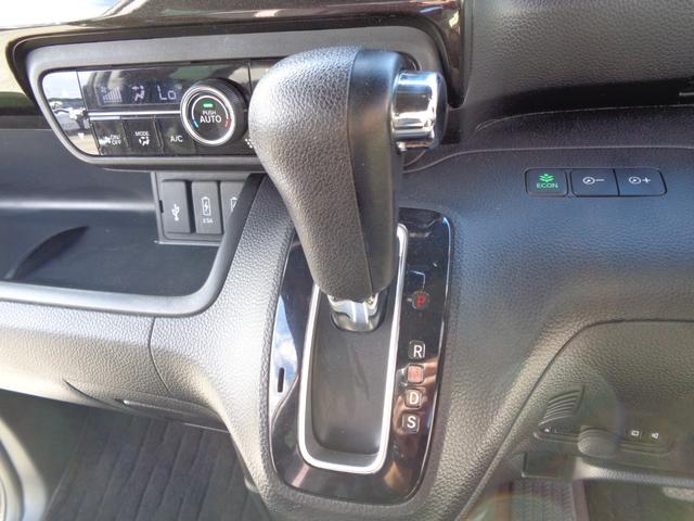 Ｎ－ＢＯＸカスタム Ｇ・Ｌターボホンダセンシング　４ＷＤ　メモリーナビ　ＣＤ　ＤＶＤ　ＳＤ　ＵＳＢ　フルセグ　ブルートゥース　バックカメラ　ビルトインＥＴＣ　ハーフレザーシート　ＬＥＤオートヘッドライト　ＬＥＤフォグ　前後ドラレコ　ＬＫＡＳクルコン（54枚目）