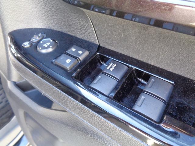 Ｎ－ＢＯＸカスタム Ｇ・Ｌターボホンダセンシング　４ＷＤ　メモリーナビ　ＣＤ　ＤＶＤ　ＳＤ　ＵＳＢ　フルセグ　ブルートゥース　バックカメラ　ビルトインＥＴＣ　ハーフレザーシート　ＬＥＤオートヘッドライト　ＬＥＤフォグ　前後ドラレコ　ＬＫＡＳクルコン（68枚目）