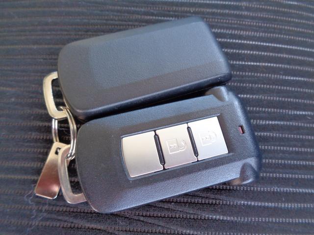 デイズルークス ハイウェイスター　Ｘ　１オーナー車　メモリーナビ　ＣＤ　ＤＶＤ　ＳＤ　フルセグＴＶ　ブルートゥース　アラウンドビューカメラ　ＥＴＣ　左パワースライドドア　ＨＩＤヘッドライト　フォグライト　革ハンドル　純正１４インチアルミ（25枚目）