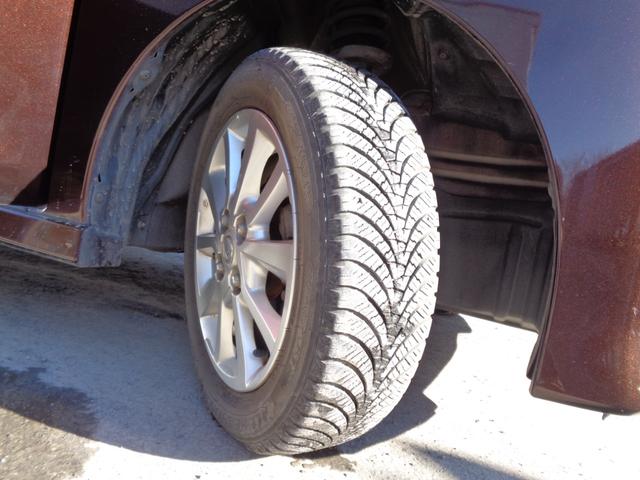 デイズルークス ハイウェイスター　Ｘ　１オーナー車　メモリーナビ　ＣＤ　ＤＶＤ　ＳＤ　フルセグＴＶ　ブルートゥース　アラウンドビューカメラ　ＥＴＣ　左パワースライドドア　ＨＩＤヘッドライト　フォグライト　革ハンドル　純正１４インチアルミ（27枚目）