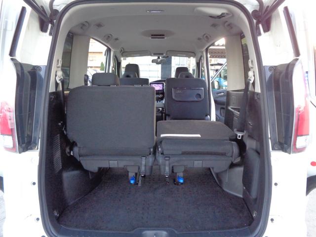 セレナ ハイウェイスター　エマージェンシーブレーキサポート　メモリーナビ　ＣＤ　ＤＶＤ　ブルーレイ　ＳＤ　ＡＵＸ　ＵＳＢ　フルセグ　ブルートゥース　アラウンドビューカメラ　両側パワースライド　ＬＥＤオートヘッドライト　フォグ（33枚目）