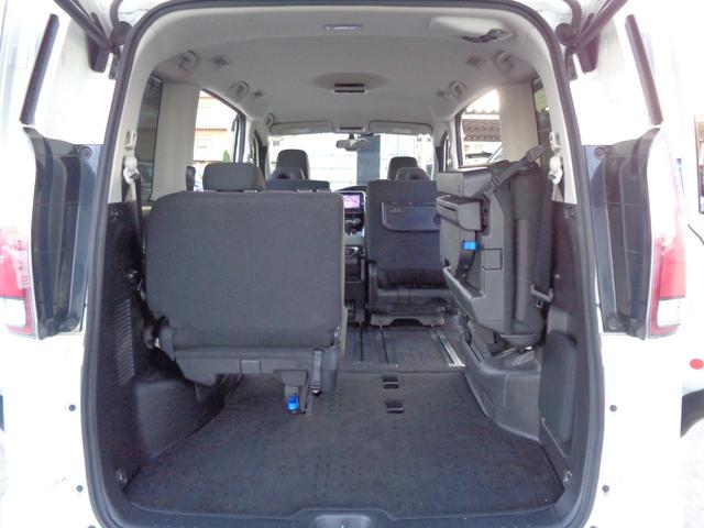 セレナ ハイウェイスター　エマージェンシーブレーキサポート　メモリーナビ　ＣＤ　ＤＶＤ　ブルーレイ　ＳＤ　ＡＵＸ　ＵＳＢ　フルセグ　ブルートゥース　アラウンドビューカメラ　両側パワースライド　ＬＥＤオートヘッドライト　フォグ（34枚目）