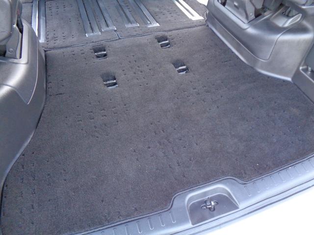 セレナ ハイウェイスター　エマージェンシーブレーキサポート　メモリーナビ　ＣＤ　ＤＶＤ　ブルーレイ　ＳＤ　ＡＵＸ　ＵＳＢ　フルセグ　ブルートゥース　アラウンドビューカメラ　両側パワースライド　ＬＥＤオートヘッドライト　フォグ（37枚目）