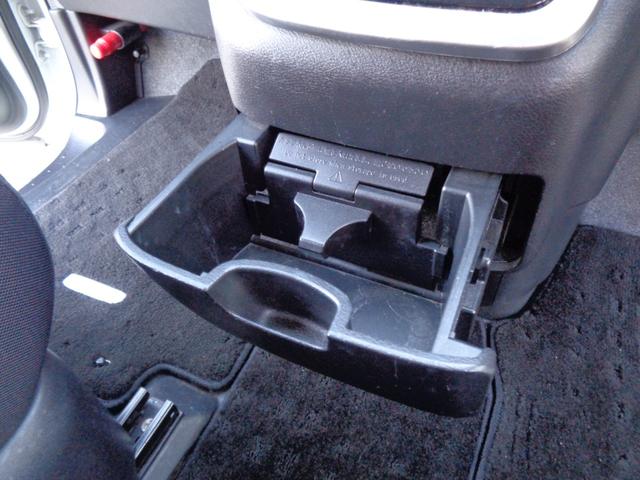 セレナ ハイウェイスター　エマージェンシーブレーキサポート　メモリーナビ　ＣＤ　ＤＶＤ　ブルーレイ　ＳＤ　ＡＵＸ　ＵＳＢ　フルセグ　ブルートゥース　アラウンドビューカメラ　両側パワースライド　ＬＥＤオートヘッドライト　フォグ（58枚目）