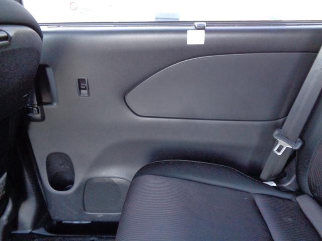 セレナ ハイウェイスター　エマージェンシーブレーキサポート　メモリーナビ　ＣＤ　ＤＶＤ　ブルーレイ　ＳＤ　ＡＵＸ　ＵＳＢ　フルセグ　ブルートゥース　アラウンドビューカメラ　両側パワースライド　ＬＥＤオートヘッドライト　フォグ（68枚目）