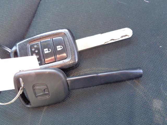 Ｎ－ＶＡＮ Ｇ　４ＷＤ　６速マニュアル車　ＡＭＦＭラジオ　キーレスキー　プライバシーガラス　ドアバイザー　ヘッドライトレベライザー　オートエアコン　両側スライドドア（24枚目）