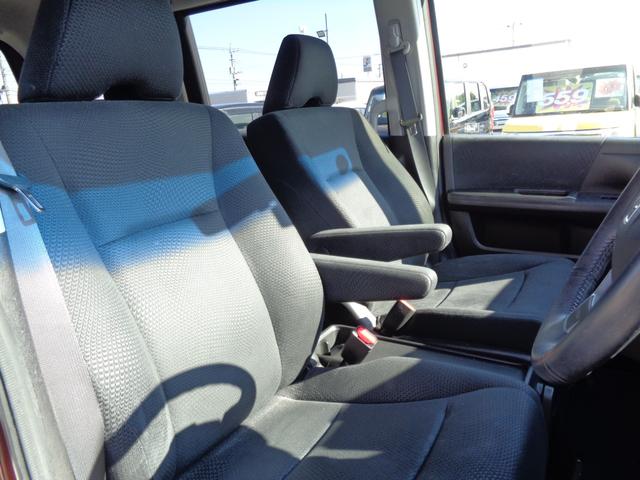 ステップワゴンスパーダ Ｚ　インターナビセレクション　後期型　７人乗　ＨＤＤナビ　ＣＤ　ＤＶＤ　ＭＳＶ　地デジＴＶ　バックカメラ　ビルトインＥＴＣ　フリップダウンモニター　ドラレコ　両側パワースライドドア　ＨＩＤオートヘッドライト　フォグライト（15枚目）