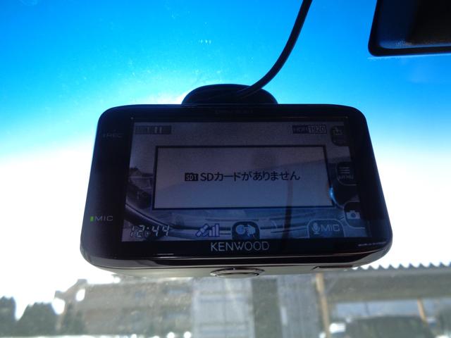 ステップワゴンスパーダ Ｚ　インターナビセレクション　後期型　７人乗　ＨＤＤナビ　ＣＤ　ＤＶＤ　ＭＳＶ　地デジＴＶ　バックカメラ　ビルトインＥＴＣ　フリップダウンモニター　ドラレコ　両側パワースライドドア　ＨＩＤオートヘッドライト　フォグライト（25枚目）