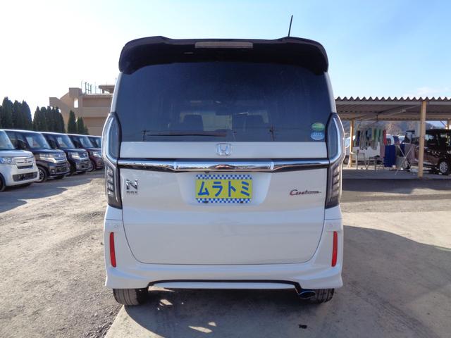 Ｎ－ＢＯＸカスタム Ｇ・Ｌターボホンダセンシング　ツートーンカラー　メモリーナビ　ＣＤ　ＤＶＤ　ＳＤ　フルセグ　ブルートゥース　バックカメラ　ビルトインＥＴＣ　ＬＥＤオートヘッドライト　ＬＥＤフォグ　両側パワースライド　ＬＫＡＳクルコン　ルーフ雹害（9枚目）