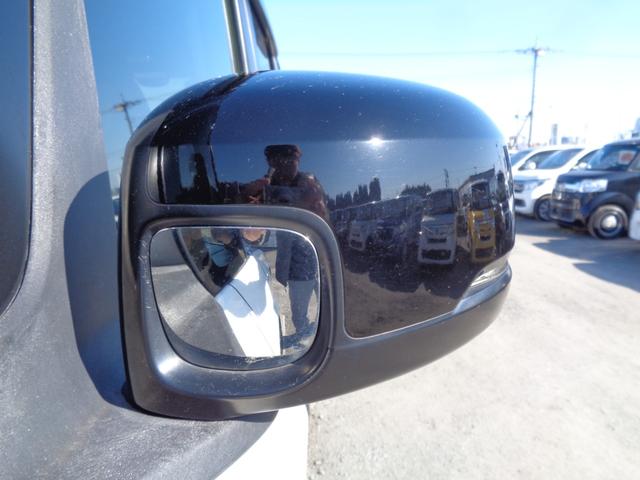 Ｎ－ＢＯＸカスタム Ｇ・Ｌターボホンダセンシング　ツートーンカラー　メモリーナビ　ＣＤ　ＤＶＤ　ＳＤ　フルセグ　ブルートゥース　バックカメラ　ビルトインＥＴＣ　ＬＥＤオートヘッドライト　ＬＥＤフォグ　両側パワースライド　ＬＫＡＳクルコン　ルーフ雹害（16枚目）