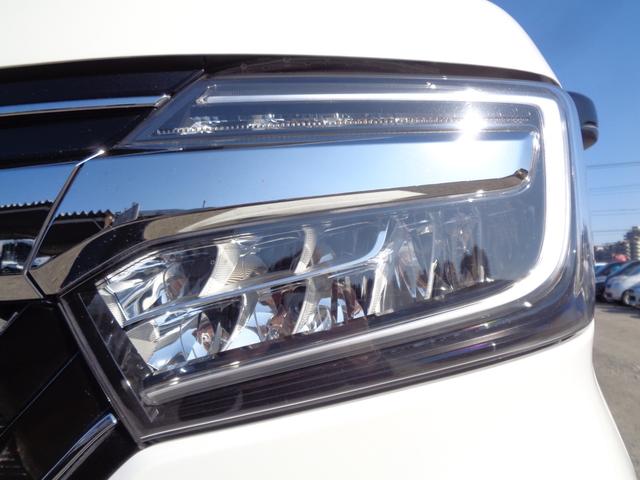 Ｎ－ＢＯＸカスタム Ｇ・Ｌターボホンダセンシング　ツートーンカラー　メモリーナビ　ＣＤ　ＤＶＤ　ＳＤ　フルセグ　ブルートゥース　バックカメラ　ビルトインＥＴＣ　ＬＥＤオートヘッドライト　ＬＥＤフォグ　両側パワースライド　ＬＫＡＳクルコン　ルーフ雹害（18枚目）