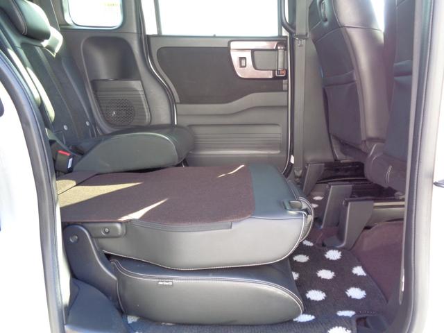 Ｎ－ＢＯＸカスタム Ｇ・Ｌターボホンダセンシング　ツートーンカラー　メモリーナビ　ＣＤ　ＤＶＤ　ＳＤ　フルセグ　ブルートゥース　バックカメラ　ビルトインＥＴＣ　ＬＥＤオートヘッドライト　ＬＥＤフォグ　両側パワースライド　ＬＫＡＳクルコン　ルーフ雹害（31枚目）