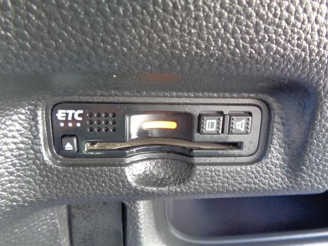 Ｎ－ＢＯＸカスタム Ｇ・Ｌターボホンダセンシング　ツートーンカラー　メモリーナビ　ＣＤ　ＤＶＤ　ＳＤ　フルセグ　ブルートゥース　バックカメラ　ビルトインＥＴＣ　ＬＥＤオートヘッドライト　ＬＥＤフォグ　両側パワースライド　ＬＫＡＳクルコン　ルーフ雹害（57枚目）