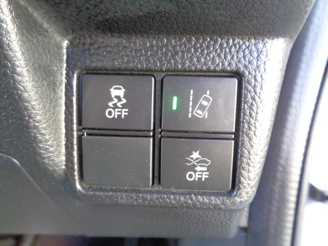 Ｎ－ＢＯＸカスタム Ｇ・Ｌターボホンダセンシング　ツートーンカラー　メモリーナビ　ＣＤ　ＤＶＤ　ＳＤ　フルセグ　ブルートゥース　バックカメラ　ビルトインＥＴＣ　ＬＥＤオートヘッドライト　ＬＥＤフォグ　両側パワースライド　ＬＫＡＳクルコン　ルーフ雹害（65枚目）