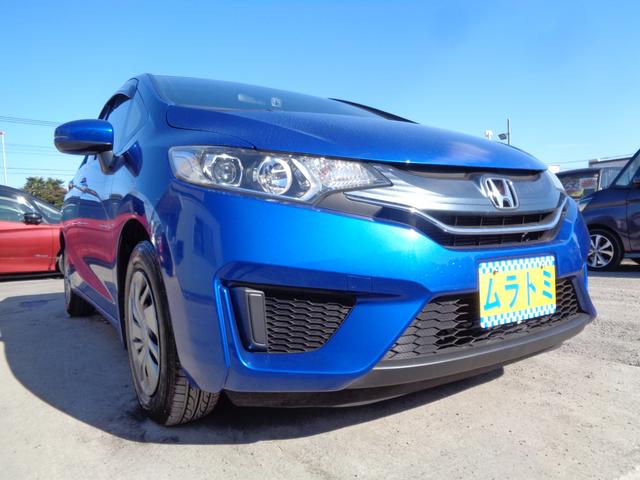 フィット １３Ｇ・Ｆパッケージ　５速マニュアル車　メモリーナビ　ＣＤ　ＤＶＤ　ＳＤ　地デジＴＶ　ブルートゥース　バックカメラ　ビルトインＥＴＣ　ドラレコ　ＬＥＤオートヘッドライト　ウィンカードアミラー　ドアバイザー　Ｐガラス（12枚目）