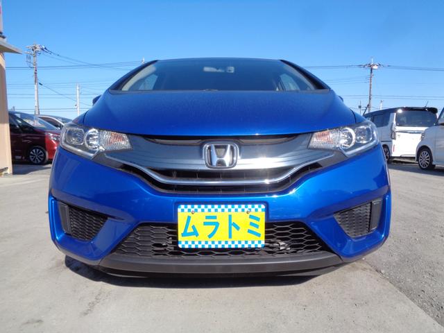 フィット １３Ｇ・Ｆパッケージ　５速マニュアル車　メモリーナビ　ＣＤ　ＤＶＤ　ＳＤ　地デジＴＶ　ブルートゥース　バックカメラ　ビルトインＥＴＣ　ドラレコ　ＬＥＤオートヘッドライト　ウィンカードアミラー　ドアバイザー　Ｐガラス（13枚目）