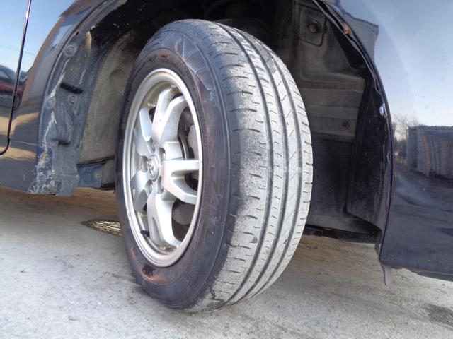 プリウス Ｌ　ＨＤＤナビ　ＣＤ　ＤＶＤ　ＭＳＶ　地デジＴＶ　ブルートゥース　バックカメラ　ビルトインＥＴＣ　純正１５インチアルミ　ウィンカードアミラー　ドアバイザー　スマートキー　オートエアコン　オートライト機能（26枚目）