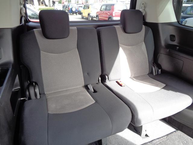 セレナ ライダー　ブラックライン　Ｓ－ハイブリッド　アルパイン大画面メモリーナビ　ＣＤ　ＤＶＤ　ＳＤ　フルセグＴＶ　ブルートゥース　バックカメラ　フリップダウンモニター　ビルトインＥＴＣ　両側パワースライド　ＨＩＤオートヘッドライト　フォグライト　雹害（31枚目）