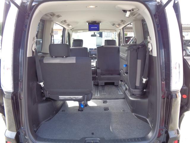 セレナ ライダー　ブラックライン　Ｓ－ハイブリッド　アルパイン大画面メモリーナビ　ＣＤ　ＤＶＤ　ＳＤ　フルセグＴＶ　ブルートゥース　バックカメラ　フリップダウンモニター　ビルトインＥＴＣ　両側パワースライド　ＨＩＤオートヘッドライト　フォグライト　雹害（34枚目）