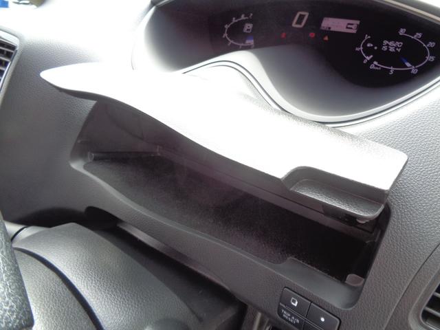 セレナ ライダー　ブラックライン　Ｓ－ハイブリッド　アルパイン大画面メモリーナビ　ＣＤ　ＤＶＤ　ＳＤ　フルセグＴＶ　ブルートゥース　バックカメラ　フリップダウンモニター　ビルトインＥＴＣ　両側パワースライド　ＨＩＤオートヘッドライト　フォグライト　雹害（61枚目）