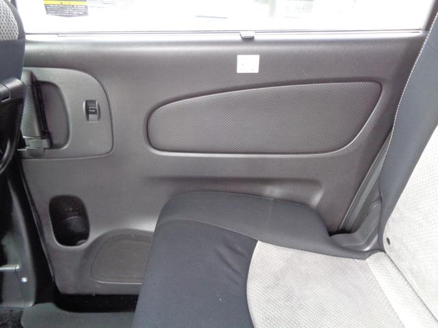 セレナ ライダー　ブラックライン　Ｓ－ハイブリッド　アルパイン大画面メモリーナビ　ＣＤ　ＤＶＤ　ＳＤ　フルセグＴＶ　ブルートゥース　バックカメラ　フリップダウンモニター　ビルトインＥＴＣ　両側パワースライド　ＨＩＤオートヘッドライト　フォグライト　雹害（69枚目）