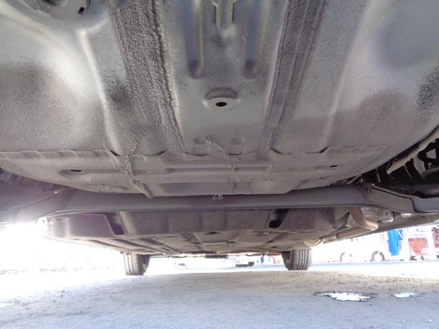 フィット ｅ：ＨＥＶベーシック　ホンダセンシング　メモリーナビ　ＣＤ　ＳＤ　ブルートゥース　バックカメラ　ビルトインＥＴＣ　ＬＥＤオートヘッドライト　パーキングサポート　前後クリアランスソナー　クルーズコントロール　オートエアコン（29枚目）