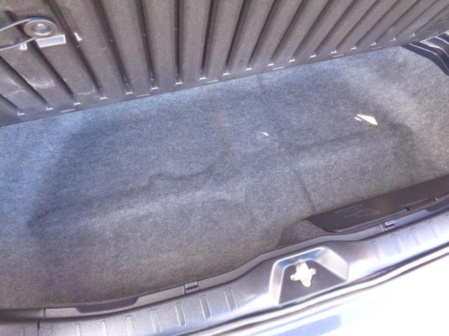 ノア Ｓｉ　メモリーナビ　ＣＤ　ＤＶＤ　ＳＤ　フルセグＴＶ　ブルートゥース　バックカメラ　ビルトインＥＴＣ　フリップダウンモニター　ＬＥＤオートヘッドライト　フォグライト　両側パワースライド　純正１６インチアルミ（41枚目）