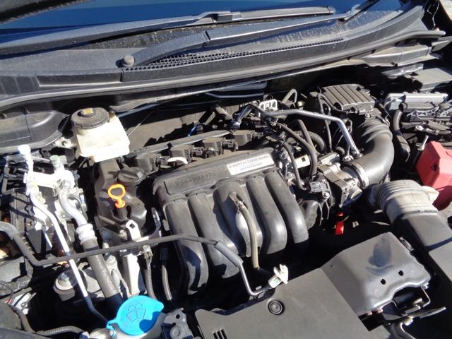 シャトル ハイブリッドＸ　ＣＴＢＡ　メモリーナビ　ＣＤ　ＤＶＤ　ＵＳＢ　フルセグＴＶ　ブルートゥース　バックカメラ　ビルトインＥＴＣ　ハーフレザーシート　革ハンドル　パドルシフト　クルーズコントロール　ＬＥＤオートヘッドライト（12枚目）