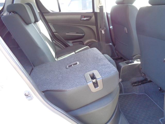 スイフト ＸＧ　５速マニュアル車　柿本改マフラー　社外１６インチアルミ　ＣＤデッキ　ビルトインＥＴＣ　プライバシーガラス　ドアバイザー　プッシュスタート　スマートキー　イモビ／セキュリティ　電格ミラー　オートエアコン（30枚目）