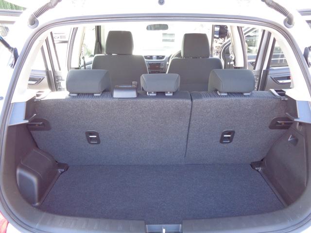 スイフト ＸＧ　５速マニュアル車　柿本改マフラー　社外１６インチアルミ　ＣＤデッキ　ビルトインＥＴＣ　プライバシーガラス　ドアバイザー　プッシュスタート　スマートキー　イモビ／セキュリティ　電格ミラー　オートエアコン（40枚目）