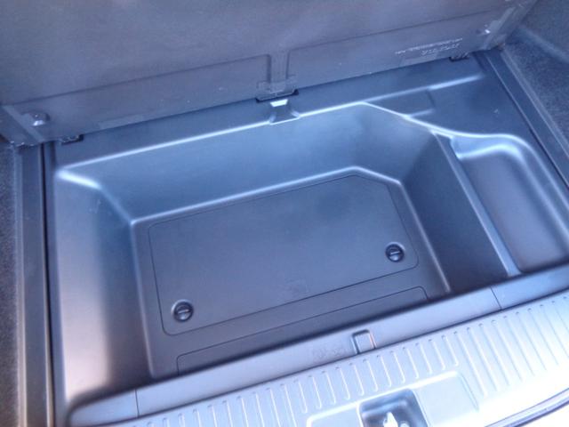 シャトル ハイブリッドX CTBAブレーキサポート メモリーナビ CD DVD SD 地デジTV ブルートゥース バックカメラ ビルトインETC ハーフレザーシート LEDオートヘッドライト フォグライト クルーズコントロール(27枚目)