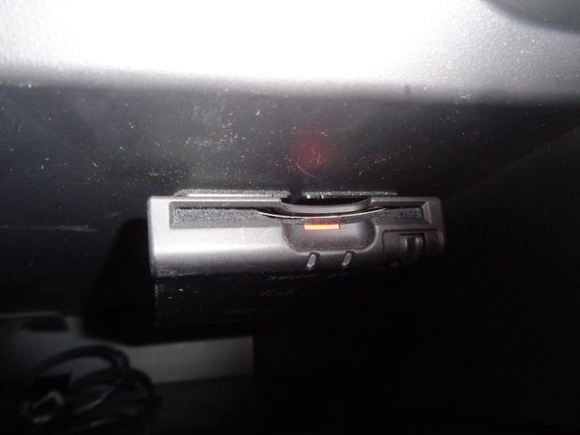 ノート X DIG-S スーパーチャージャー メモリーナビ CD DVD SD AUX USB フルセグTV ブルートゥース バックカメラ ETC オートエアコン スマートキー イモビ/セキュリティ ドアバイザー Pガラス(26枚目)