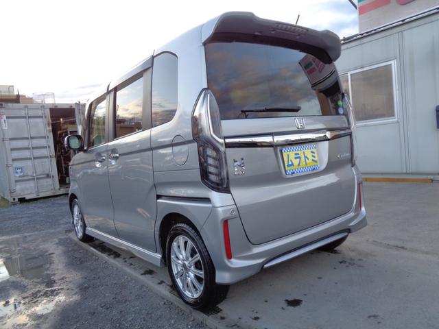 Ｎ－ＢＯＸカスタム Ｇ・Ｌターボホンダセンシング　メモリーナビ　ＣＤ　ＤＶＤ　ＳＤ　フルセグＴＶ　ブルートゥース　バックカメラ　ナビ連動ドラレコ　ビルトインＥＴＣ　ＬＥＤオートヘッドライト　ＬＥＤフォグ　両側パワースライドドア　ＬＫＡＳクルコン（17枚目）