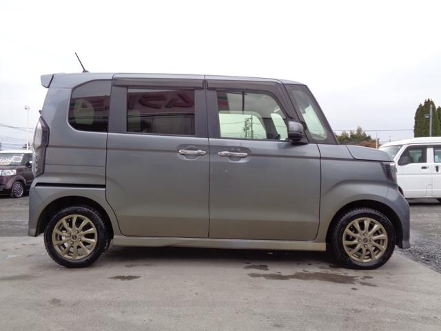 Ｎ－ＢＯＸカスタム Ｇ・Ｌホンダセンシング　４ＷＤ　メモリーナビ　ＣＤ　ＤＶＤ　ＳＤ　ＵＳＢ　フルセグＴＶ　ブルートゥース　バックカメラ　ビルトインＥＴＣ　ナビ連動ドラレコ　ＬＥＤオートヘッドライト　ＬＥＤフォグ　左パワースライドドア（8枚目）