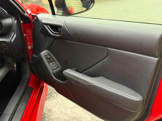 ＧＲ８６ ＲＣ　カップカー　２オーナー　エクセディクラッチ　フルバケ　前後レース用キャリパー　機械式デフ　ＨＰＩミッションクーラー　ＳＯＬＯ２ＤＬタイムレコーダー　ホイールタイヤ１セット付　６点ハーネスベルト（10枚目）