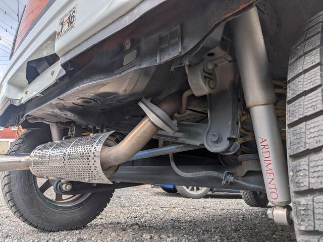 ハスラー Ｘターボ　ＨＫＳマフラー　ｍｏｍｏハンドル　社外メモリーナビ　ＴＶ　ＥＴＣ　スマートキー　ブレーキサポート　シートヒーター　　社外サス　社外ショック　アルミホイール　リアバンパー加工　ナンバー移設　タワーバー（13枚目）