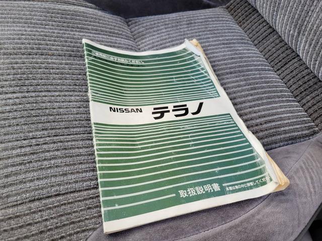 テラノ Ｖ６－３０００　Ｒ３Ｍ　走行距離１５２２１５ｋｍ　オリジナルペイント　４ＷＤ　５ＭＴ（40枚目）