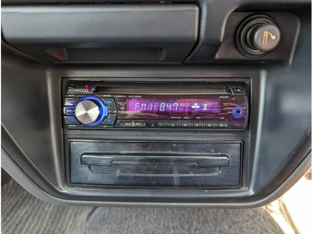 ダットサンピックアップ ダブルキャブ　ＡＤ　走行距離２５２２８９ｋｍ　ナビ　ワンセグ　５ＭＴ（18枚目）