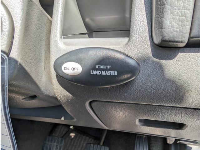 ダットサンピックアップ ダブルキャブ　ＡＤ　走行距離２５２２８９ｋｍ　ナビ　ワンセグ　５ＭＴ（19枚目）