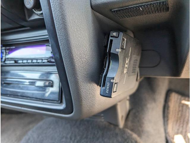 ダットサンピックアップ ダブルキャブ　ＡＤ　走行距離２５２２８９ｋｍ　ナビ　ワンセグ　５ＭＴ（20枚目）