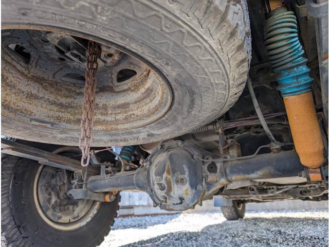 ダットサンピックアップ ダブルキャブ　ＡＤ　走行距離２５２２８９ｋｍ　ナビ　ワンセグ　５ＭＴ（30枚目）