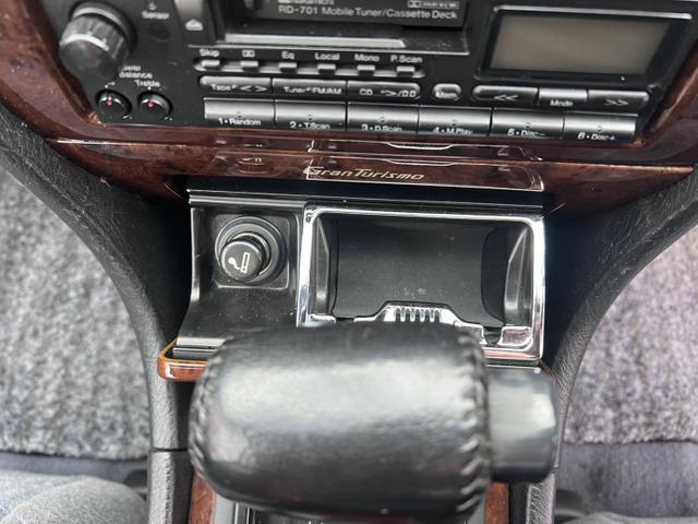 グロリア グランツーリスモアルティマ　ＮＩＳＭＯ２８０ｋｍスケールメーター交換　メータ交換記録簿有　ＩＭＰＵＬマフラー　純正エアロ（10枚目）