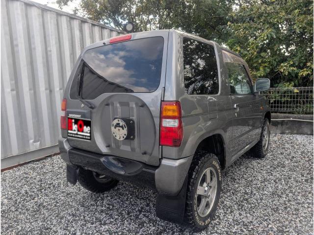 パジェロミニ リンクスＶ　４ＷＤ　走行距離８５７８３ｋｍ　リフトアップ　ナビ　ＤＴＶ　キーレス（4枚目）