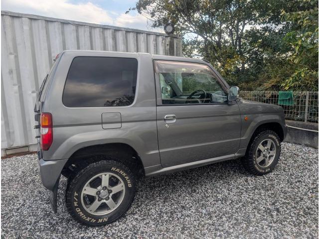 パジェロミニ リンクスＶ　４ＷＤ　走行距離８５７８３ｋｍ　リフトアップ　ナビ　ＤＴＶ　キーレス（8枚目）