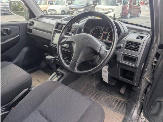 パジェロミニ リンクスＶ　４ＷＤ　走行距離８５７８３ｋｍ　リフトアップ　ナビ　ＤＴＶ　キーレス（14枚目）