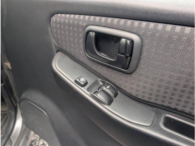 パジェロミニ リンクスＶ　４ＷＤ　走行距離８５７８３ｋｍ　リフトアップ　ナビ　ＤＴＶ　キーレス（19枚目）