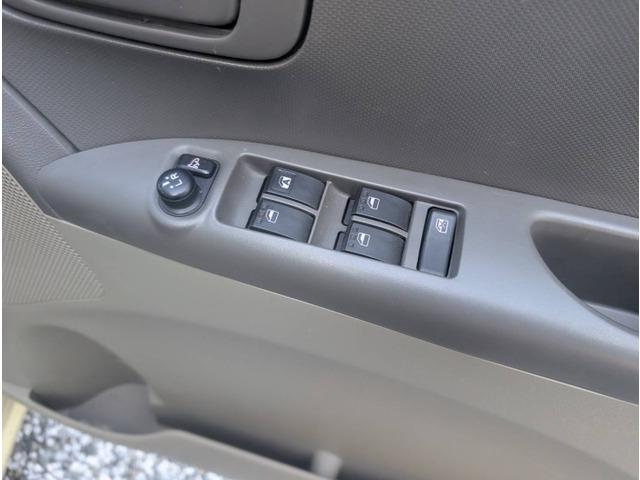 タント Ｘリミテッド　走行距離８３８１６ｋｍ　パワスラ　ナビ　ＤＴＶ　ＥＴＣ　キーフリー（17枚目）